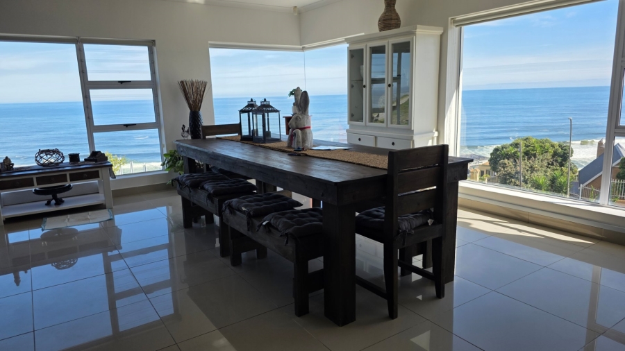 5 Bedroom Property for Sale in Dana Bay Western Cape